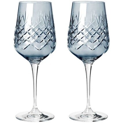 https://royaldesign.no/image/3/frederik-bagger-crispy-monsieur-red-wine-glass-2-pack-sapphire-0